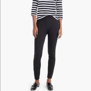 Never worn brand new any day pant in stretch ponte